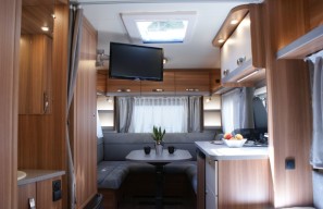 Galéria produktu Weinsberg 450 FU 4  - KaravanyPD 