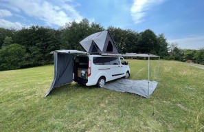 Galéria produktu Ford Tourneo Custom 