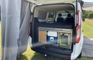 Galéria produktu Ford Tourneo Custom 