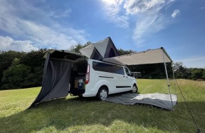 Galéria produktu Ford Tourneo Custom 