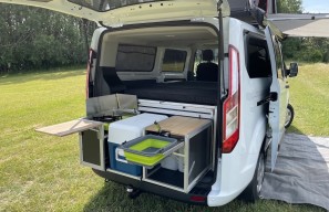 Galéria produktu Ford Tourneo Custom 