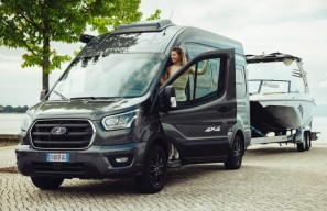 Galéria produktu Etrusco CV600 4x4  - Louis 