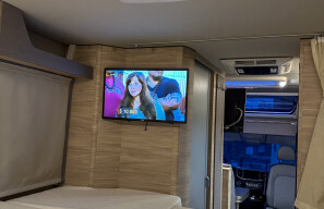 Galéria produktu Knaus Van Ti Plus 650 MEG Platinum  - Knaus 