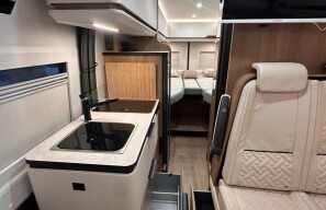 Galéria produktu RAPIDO DREAMER D68 UP  - DopravaPK 