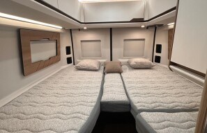Galéria produktu RAPIDO DREAMER D68 UP  - DopravaPK 
