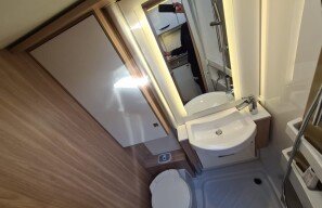 Galéria produktu BURSTNER LYSEO 690 G  - Karavany Bardejov 