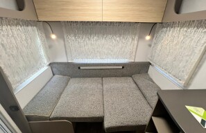 Galéria produktu FENDT NEXT 380  - DopravaPK 