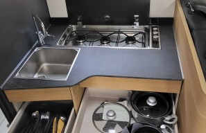 Galéria produktu ADRIA MATRIX 670SL Generation 26 AT8  - Karavanea 