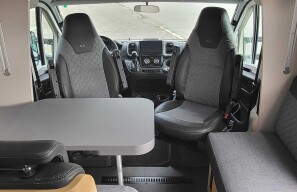 Galéria produktu ADRIA MATRIX 670SL Generation 26 AT8  - Karavanea 
